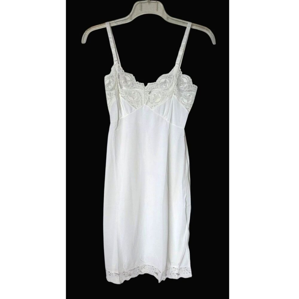 ILGWU Vintage Full Slip White Lace Midi Nightgown Size 32 Retro Coquette